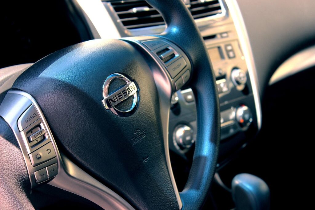 É possível financiar um carro com o nome no Serasa? Veja a verdade 1 nome no Serasa