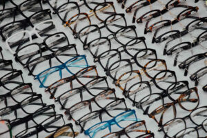óculos quadrado em acetato